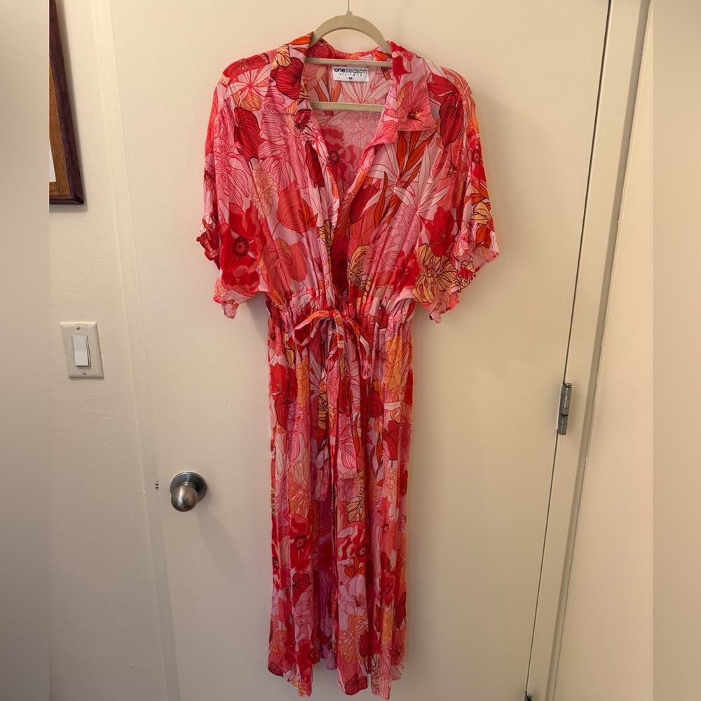 Oneseason Australia Bright Floral Pink Maxi Dress - size XS